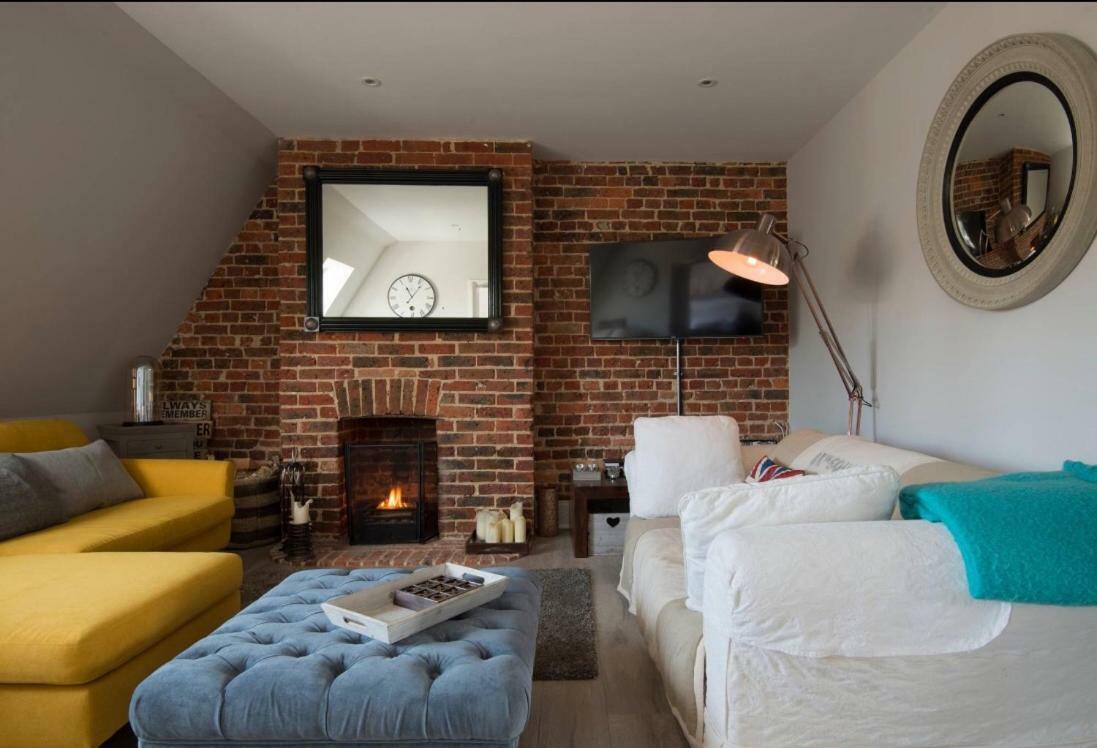 The Loft Мидхерст Экстерьер фото